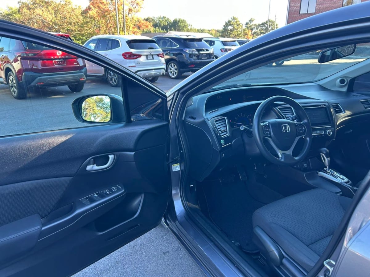 Photo 10 of this Honda Civic Sedan