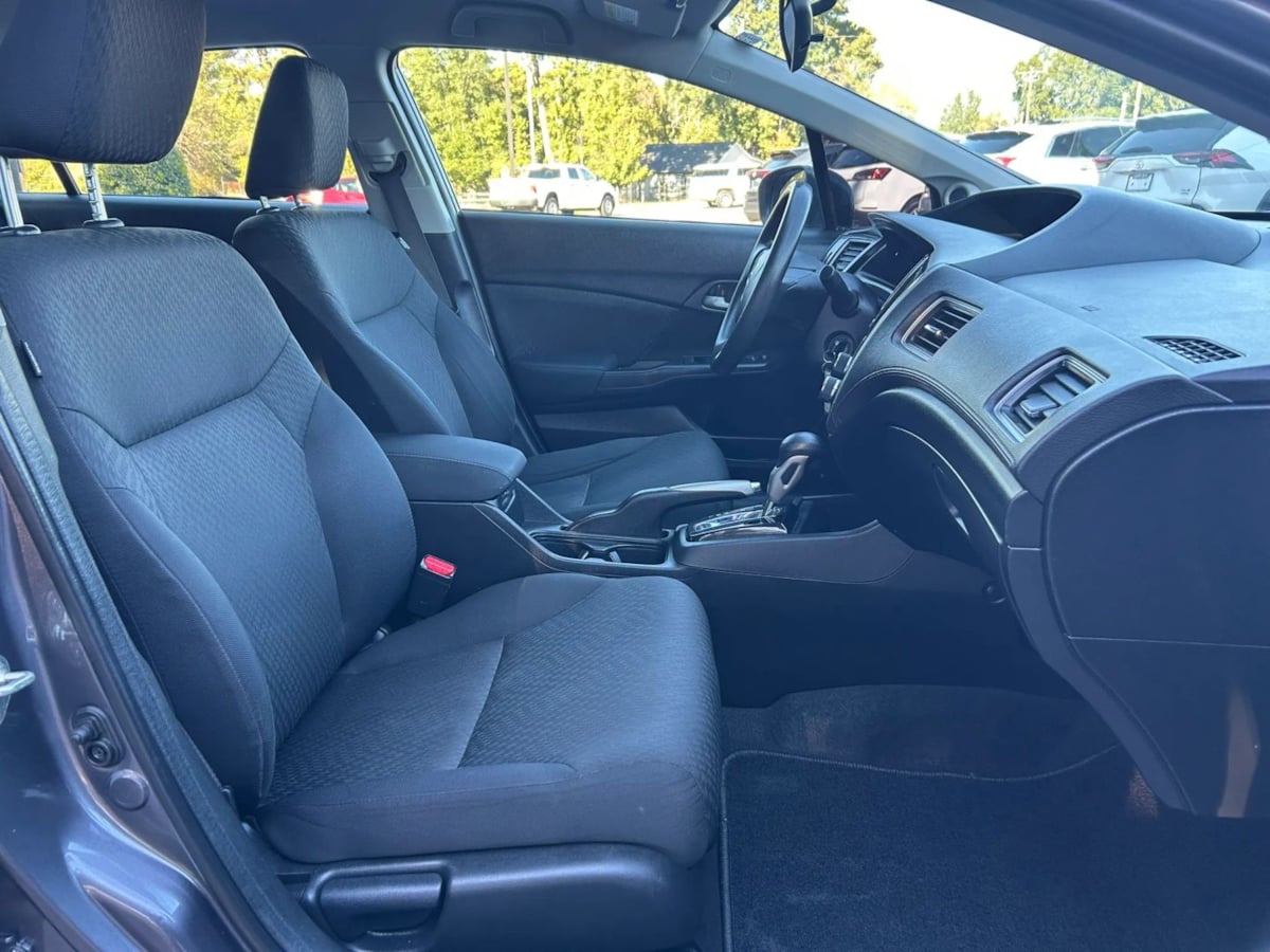 Photo 12 of this Honda Civic Sedan