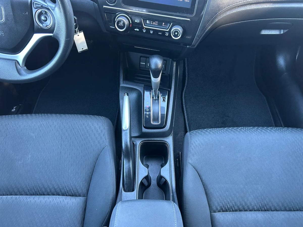 Photo 18 of this Honda Civic Sedan