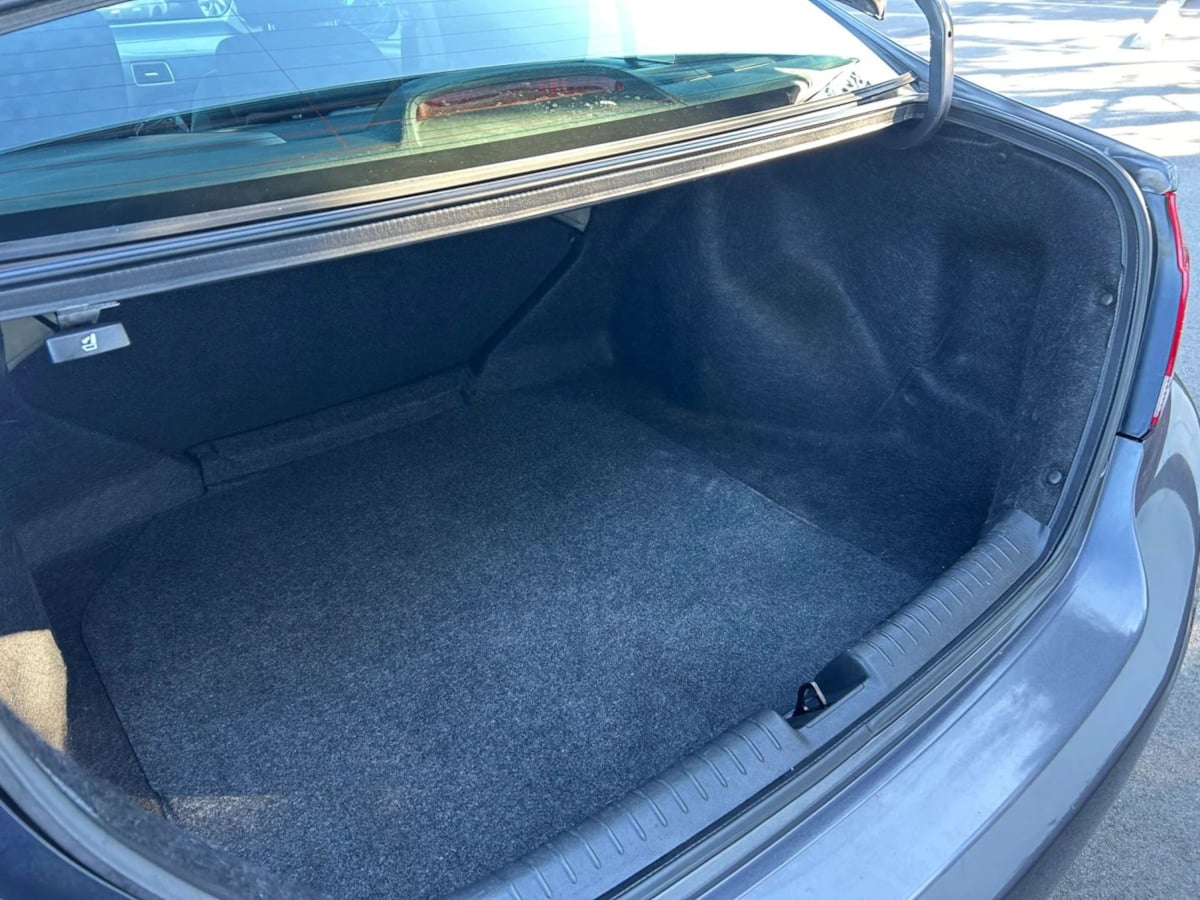 Photo 22 of this Honda Civic Sedan