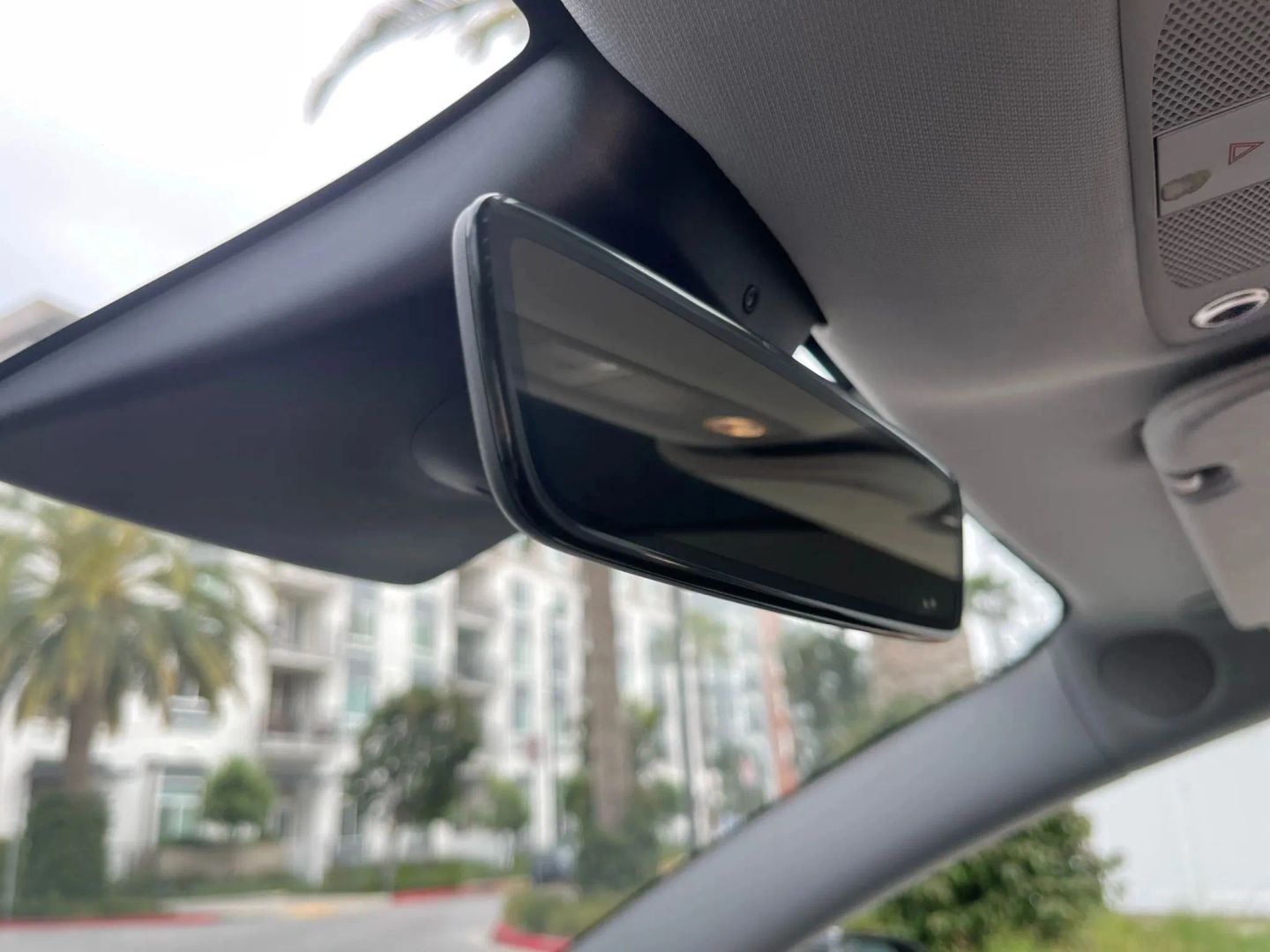 2018 Tesla Model 3 Long Range - Photo 7