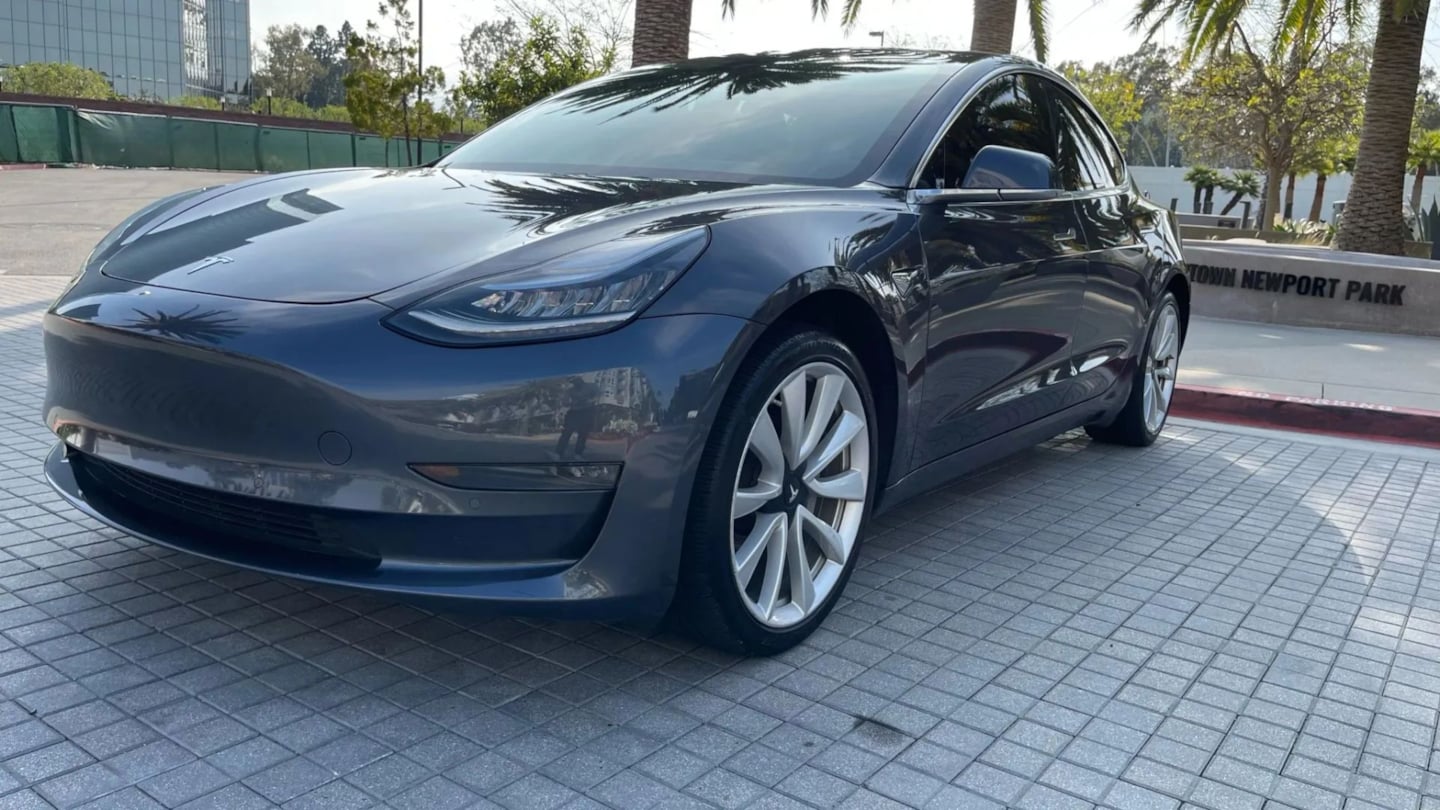 Photo 2 of this Tesla Model 3