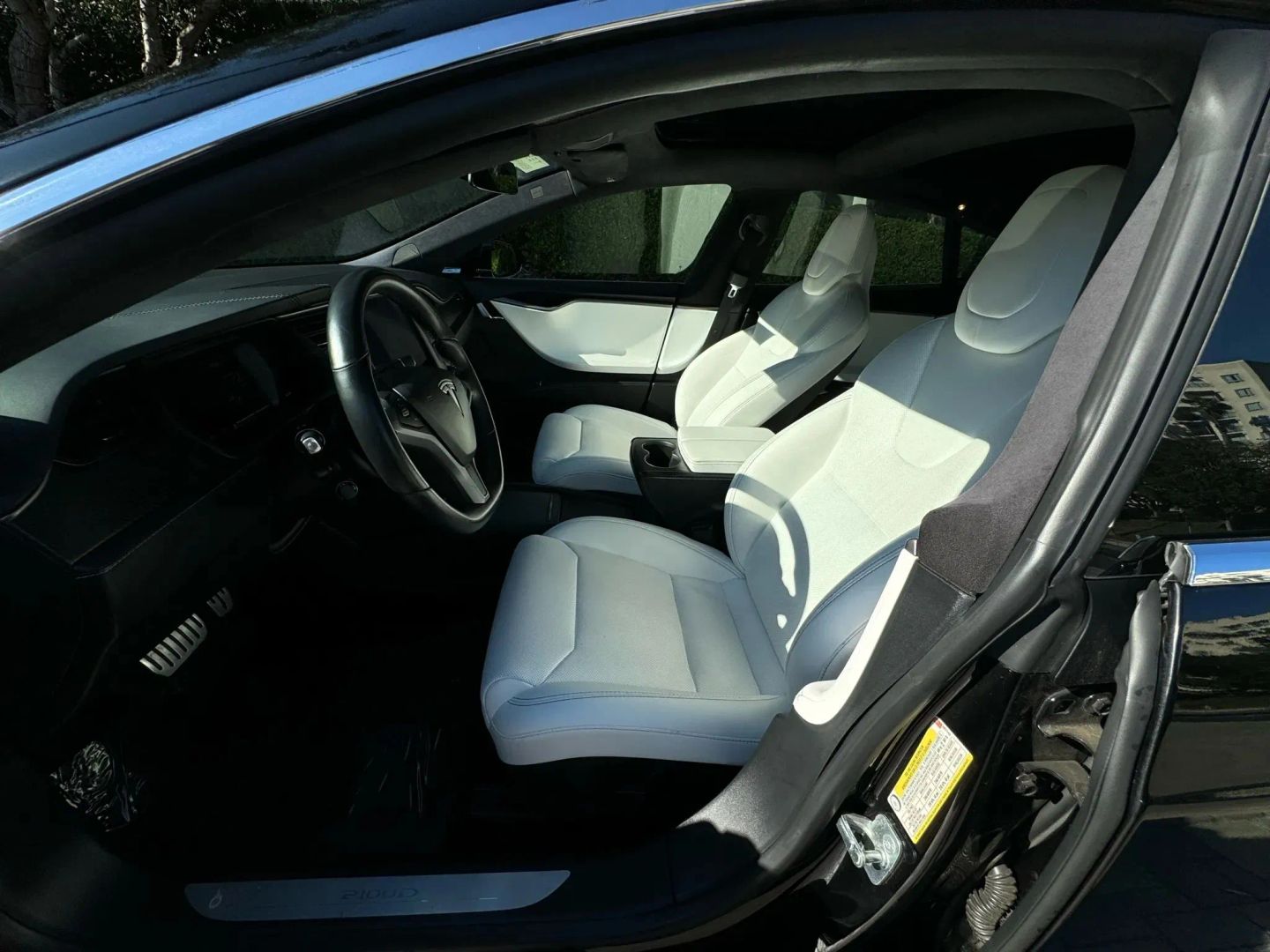 Photo 7 of this Tesla Model S