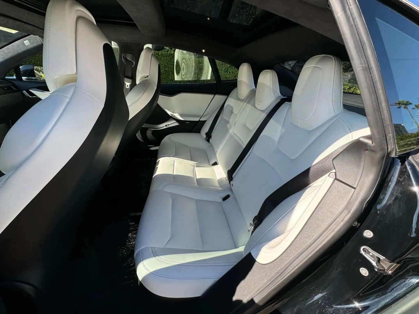 Photo 9 of this Tesla Model S