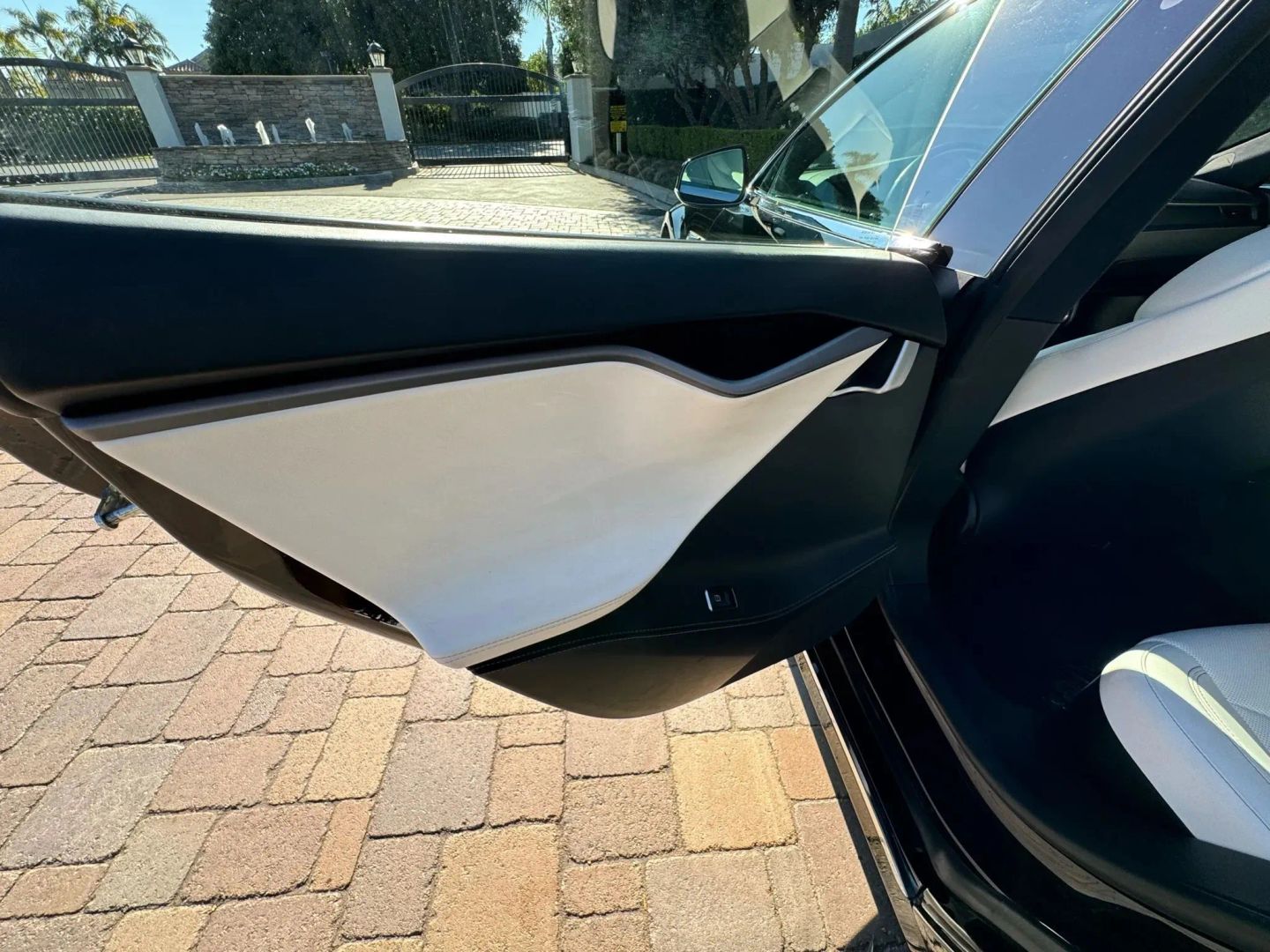 Photo 18 of this Tesla Model S