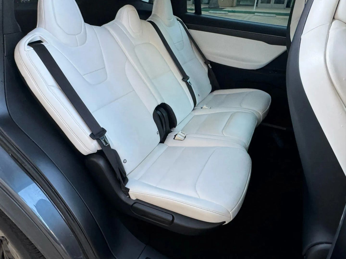 Photo 14 of this Tesla Model X