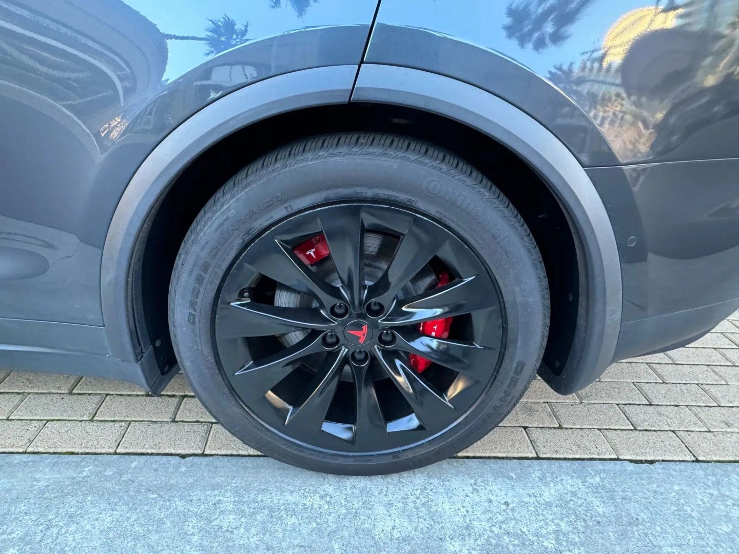 Photo 37 of this Tesla Model X