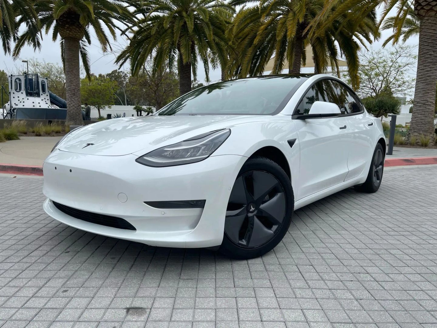 Photo 7 of this Tesla Model 3