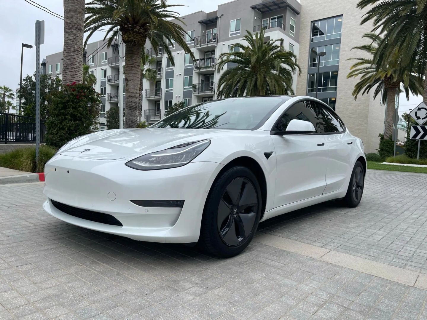 Photo 8 of this Tesla Model 3