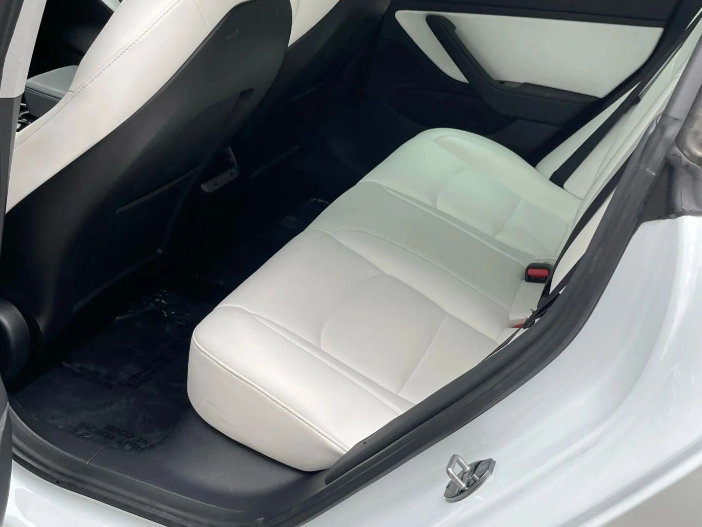 Photo 13 of this Tesla Model 3