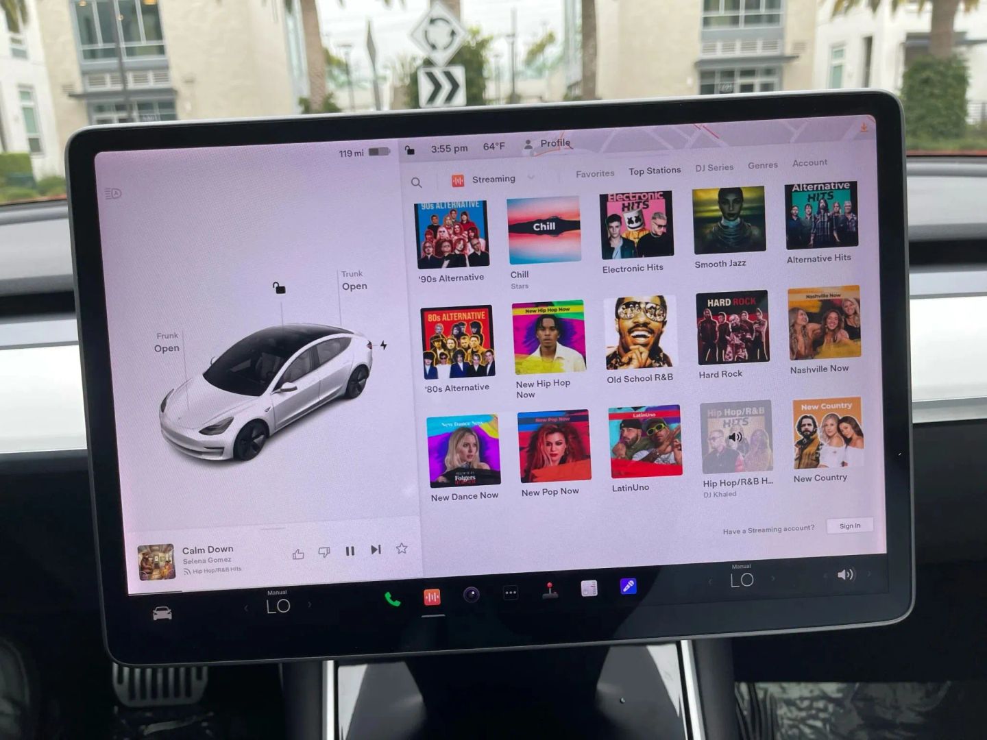 Photo 18 of this Tesla Model 3