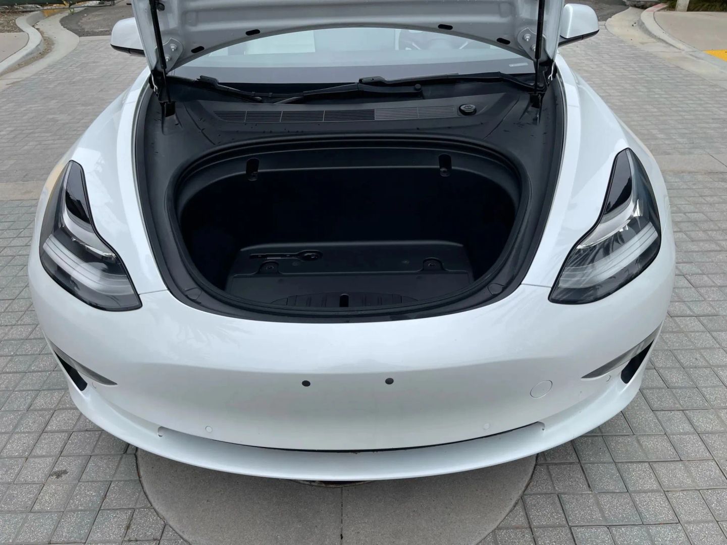 Photo 34 of this Tesla Model 3