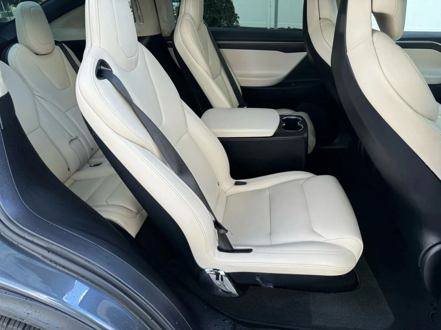 Photo 14 of this Tesla Model X