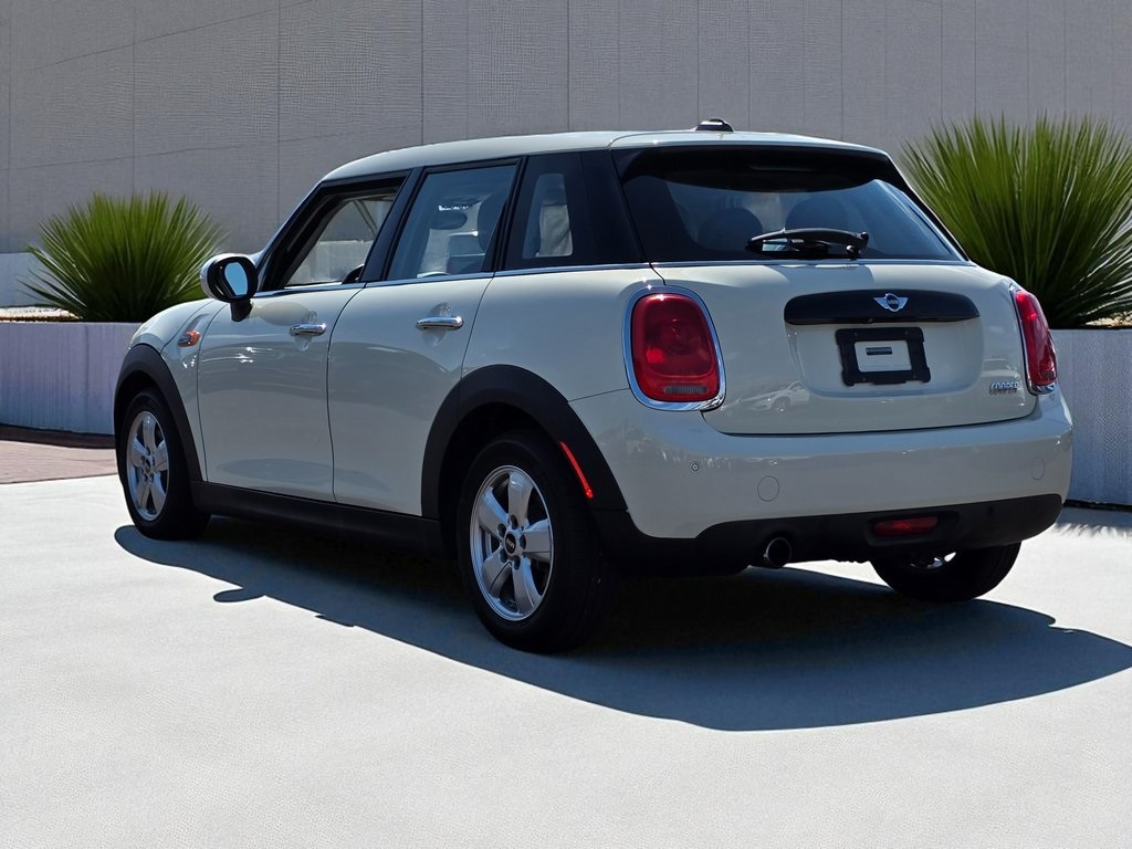 2018 Mini Cooper 4 Door Hardtop photo 4