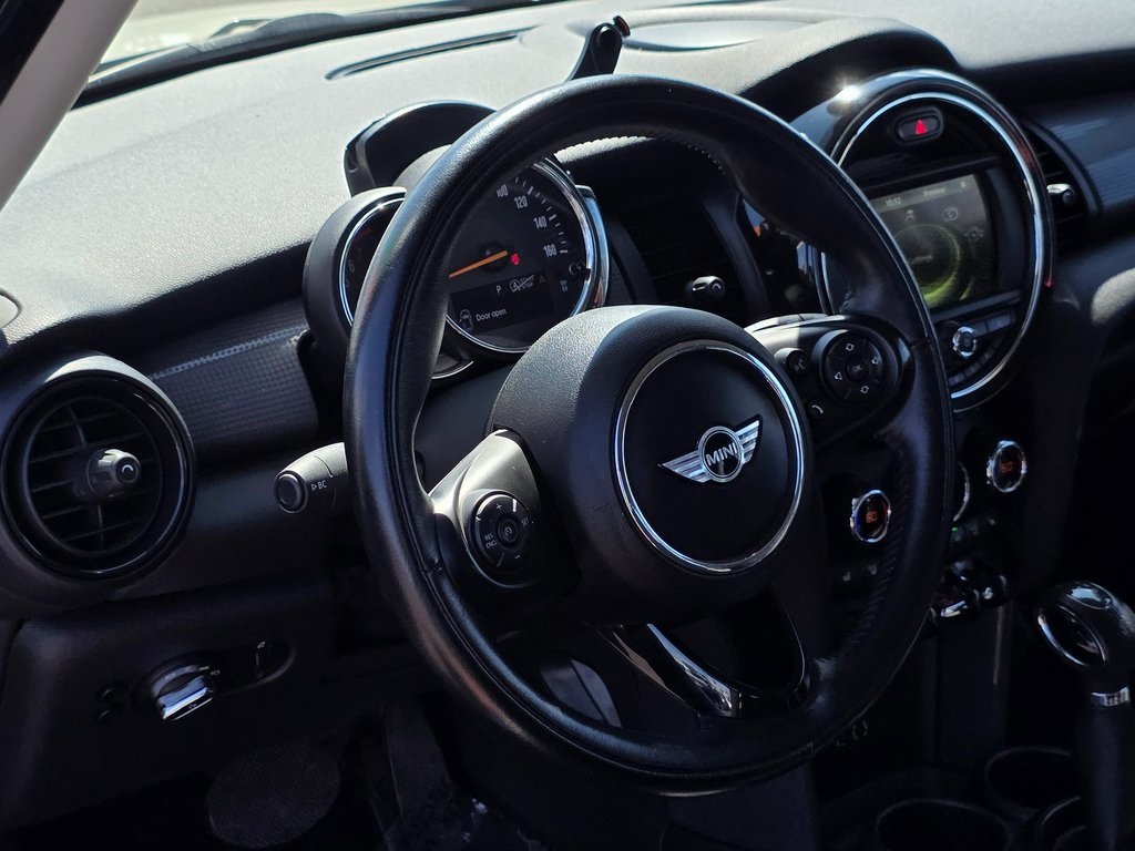 2018 Mini Cooper 4 Door Hardtop photo 14