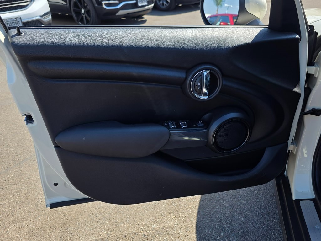 2018 Mini Cooper 4 Door Hardtop photo 21