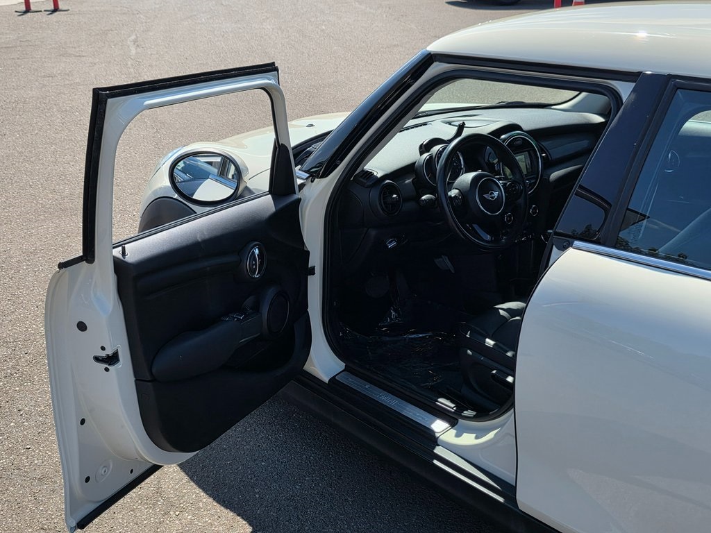 2018 Mini Cooper 4 Door Hardtop photo 38