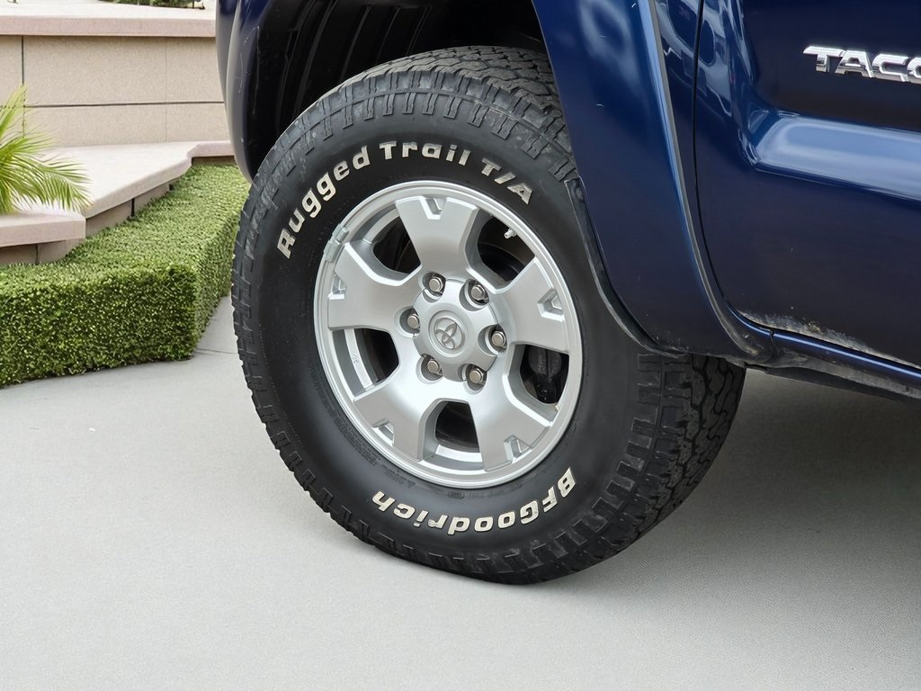 2006 Toyota Tacoma PreRunner V6 photo 4