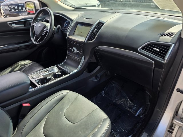 2019 Ford Edge Titanium photo 8
