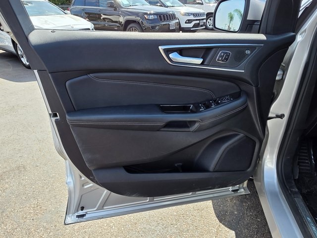 2019 Ford Edge Titanium photo 20