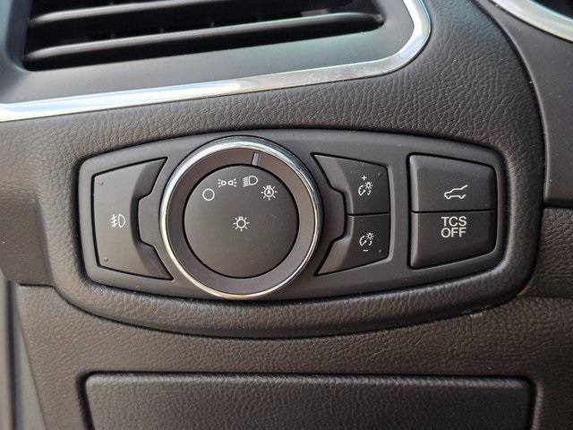 2019 Ford Edge Titanium photo 34