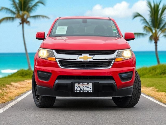 2020 Chevrolet Colorado LT photo 2