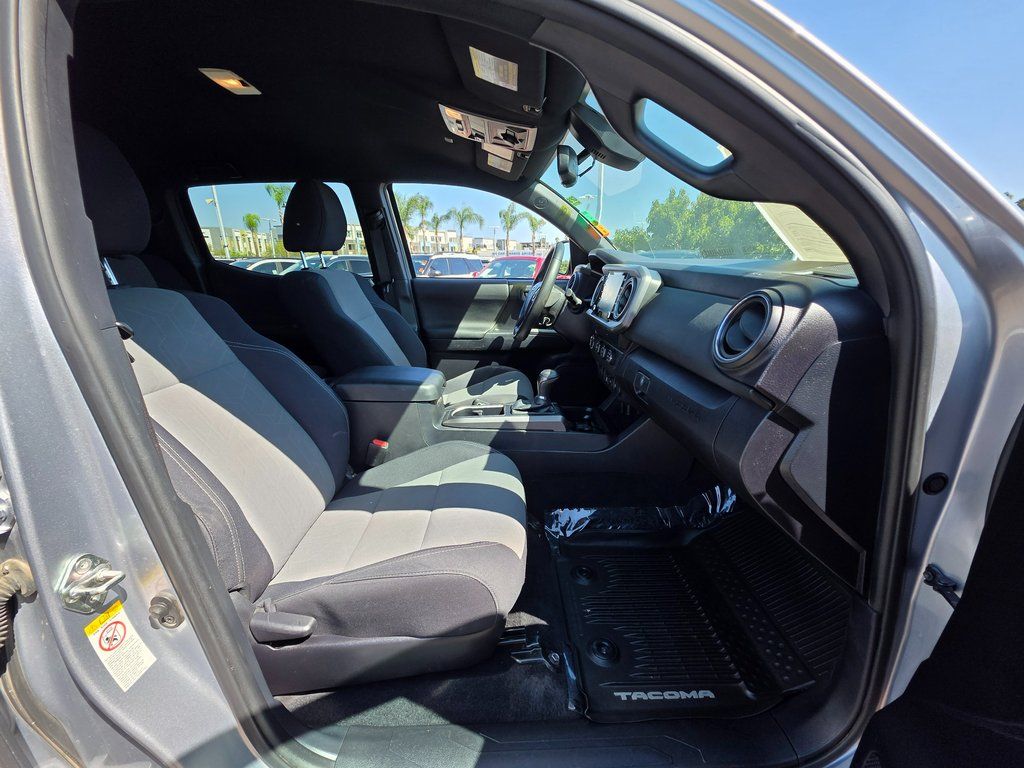 2020 Toyota Tacoma TRD Off Road - Photo 10