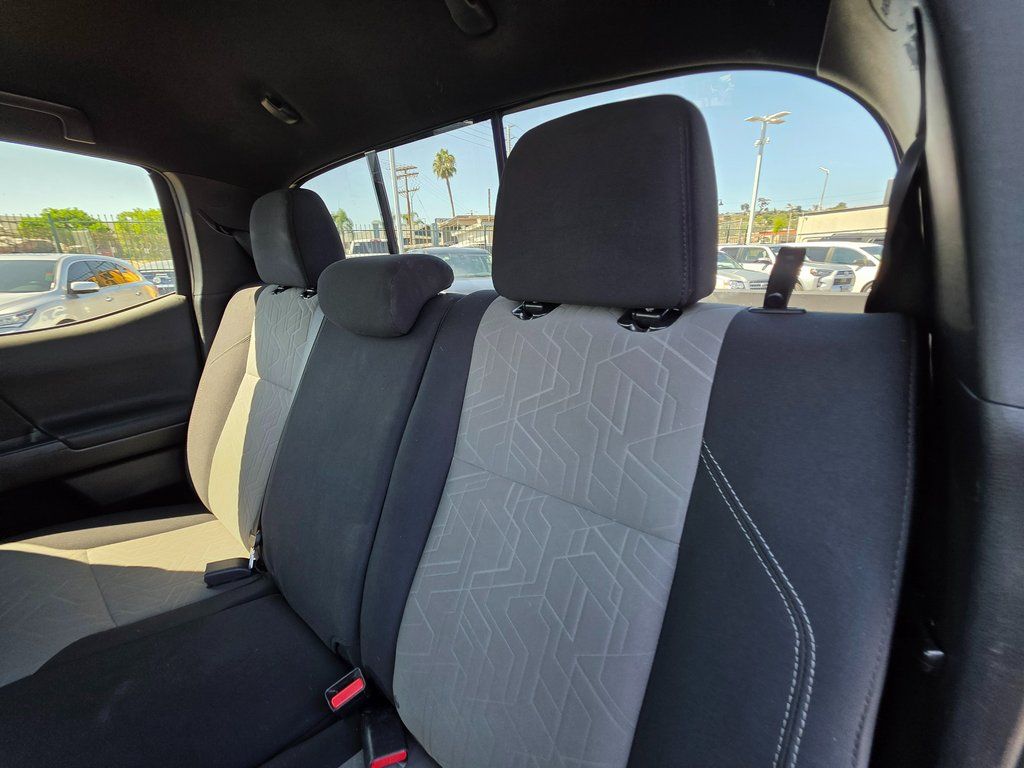 2020 Toyota Tacoma TRD Off Road - Photo 17