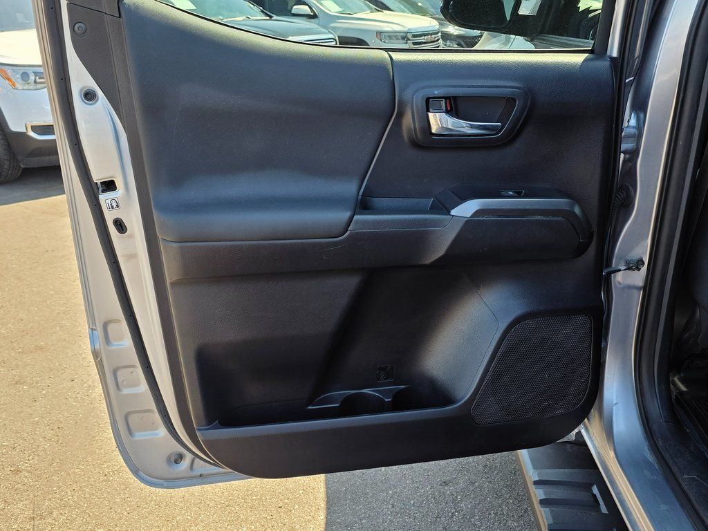 2020 Toyota Tacoma TRD Off Road - Photo 19