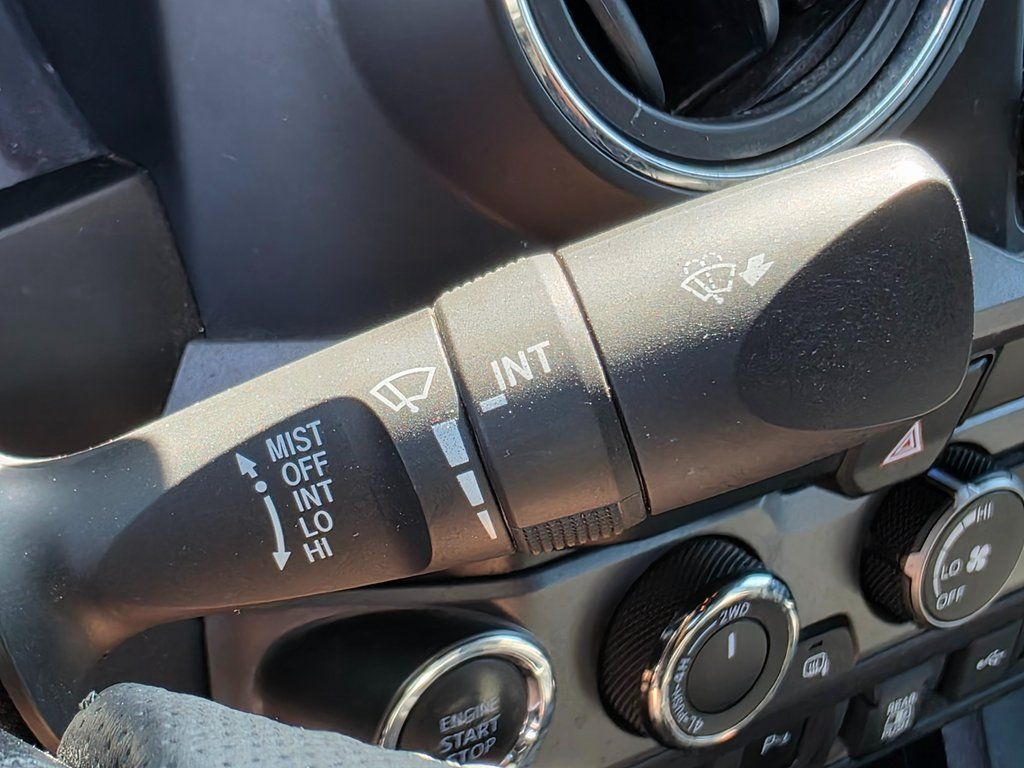 2020 Toyota Tacoma TRD Off Road - Photo 37