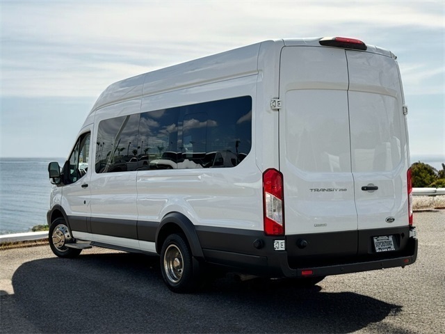 2018 Ford Transit photo 2