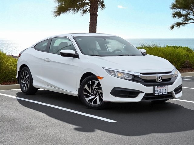 2018 Honda Civic photo 2