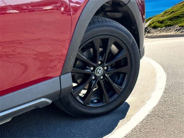 2018 Toyota RAV4 Adventure photo 9