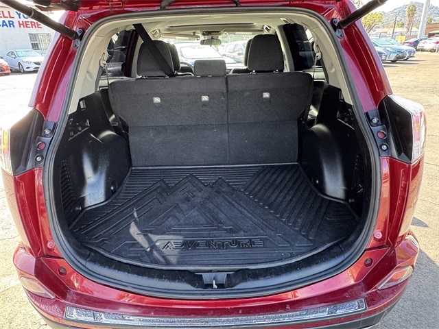 2018 Toyota RAV4 Adventure photo 12