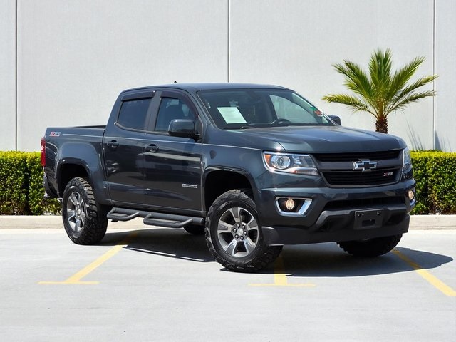 2018 Chevrolet Colorado Z71 photo 2