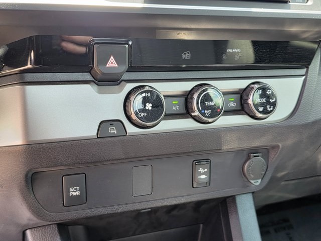 2018 Toyota Tacoma SR photo 26