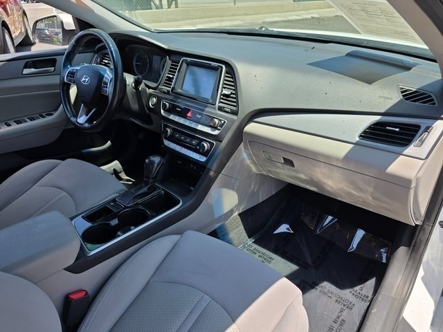 2018 Hyundai Sonata SEL photo 11
