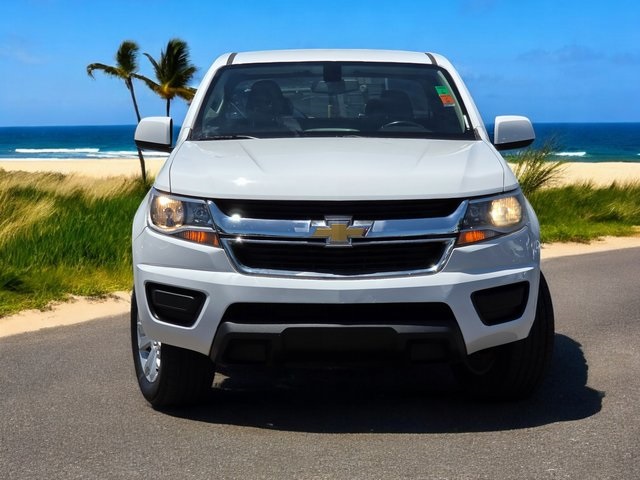 2018 Chevrolet Colorado LT photo 2