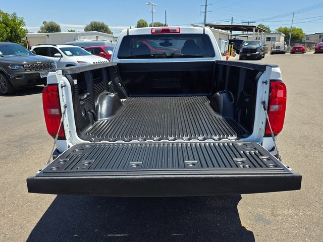2018 Chevrolet Colorado LT photo 12