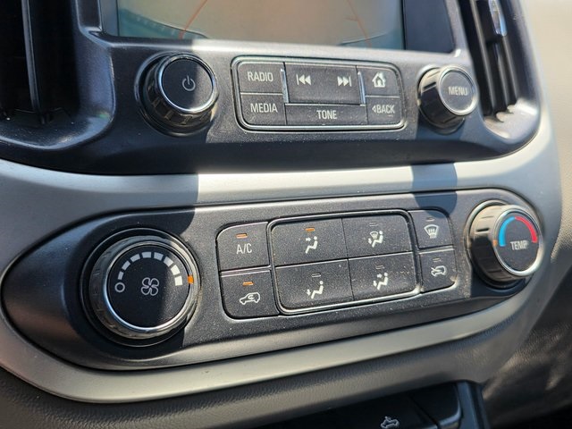 2018 Chevrolet Colorado LT photo 28