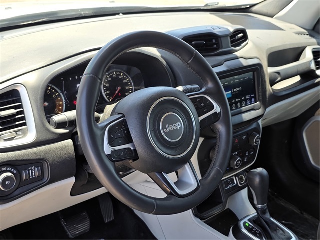 2019 Jeep Renegade Latitude photo 14