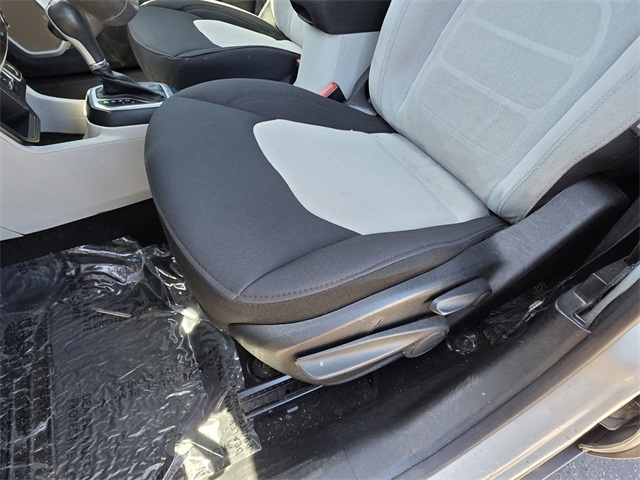 2019 Jeep Renegade Latitude photo 16
