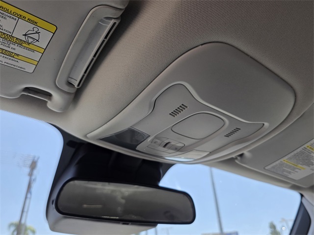 2019 Jeep Renegade Latitude photo 28