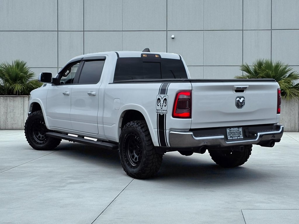 2019 Ram 1500 Laramie photo 4