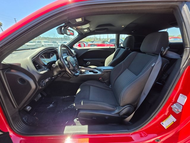 2019 Dodge Challenger SXT AWD photo 16