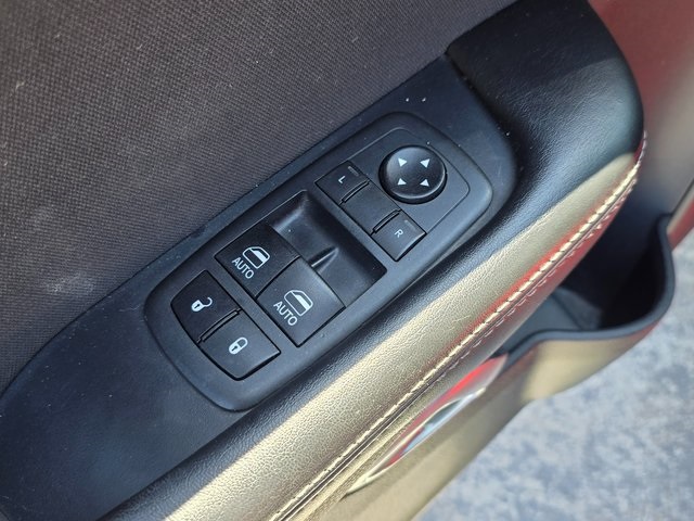 2019 Dodge Challenger SXT AWD photo 20