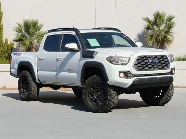 2019 Toyota Tacoma TRD photo 2