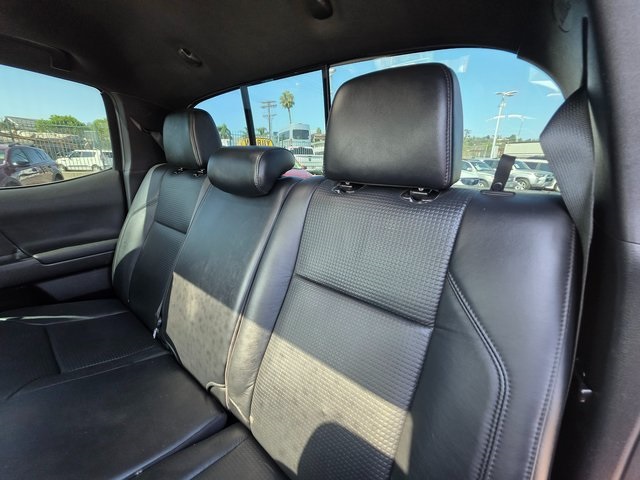 2019 Toyota Tacoma TRD photo 21