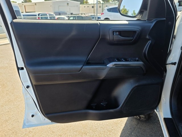 2019 Toyota Tacoma TRD photo 24
