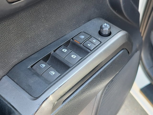 2019 Toyota Tacoma TRD photo 25
